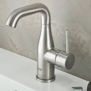 Смеситель для раковины Grohe ESSENCE M-Size 23462DC1 Сталь