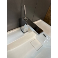 Змішувач для раковини Grohe Eurocube Joy 23658000