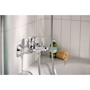 Смеситель для ванны Grohe QuickFix Swift 24335001
