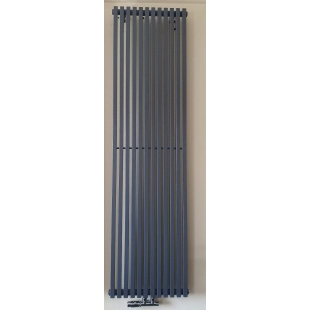 Вертикальный радиатор Quantum 1 H-1800 мм, L-405 мм Betatherm (графитовый серый RAL7024M)