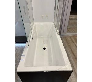 Ванна акриловая RADAWAY TIANA 170x75 (WA1-52-170x075) + ножки (NWA-62) + Сифон Radaway для ванны Tiana черный ARIN.FLOW.BL (выставочный образец)