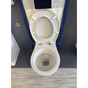 Унитаз подвесной Grohe Bau Ceramic 39427000 + Сидение Grohe 39493000 выставочный образец, уценка