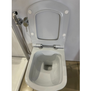Подвесной унитаз Ravak WC Classic RimOff + Сиденье Сиденье для унитаза с крышкой WC Classic Slim RimOff, X01671+X01673