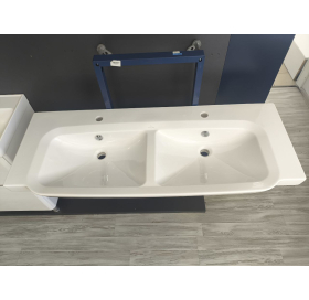 Умывальник двойной подвесной прямоугольный на два смесителя Villeroy&Boch SENTIQUE 130х52 см (5126D1R2) (Недолив)