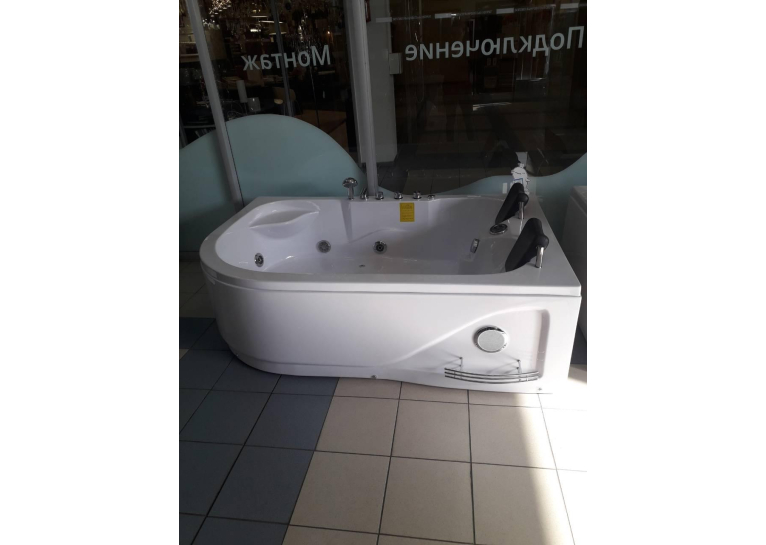 Ванна IRIS TLP-631R кутова права з гідромасажем 180*120*66 см