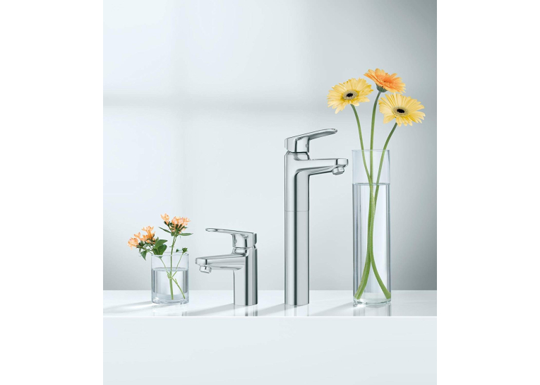 Одноважільний змішувач для раковини Grohe Plus XL-Size (32618002)