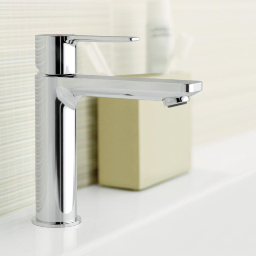 Однорычажный смеситель для раковины Grohe Lineare S-Size (23106001)