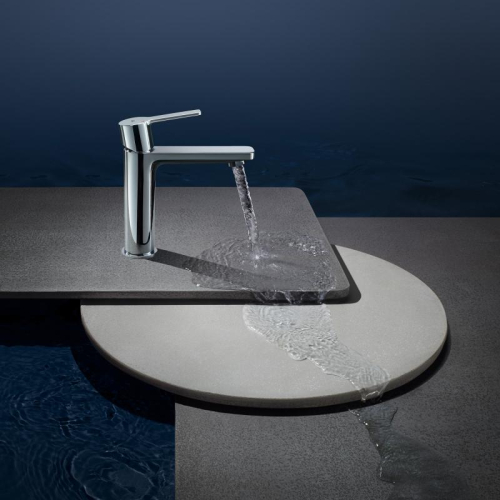 Однорычажный смеситель для раковины Grohe Lineare S-Size (23106001)