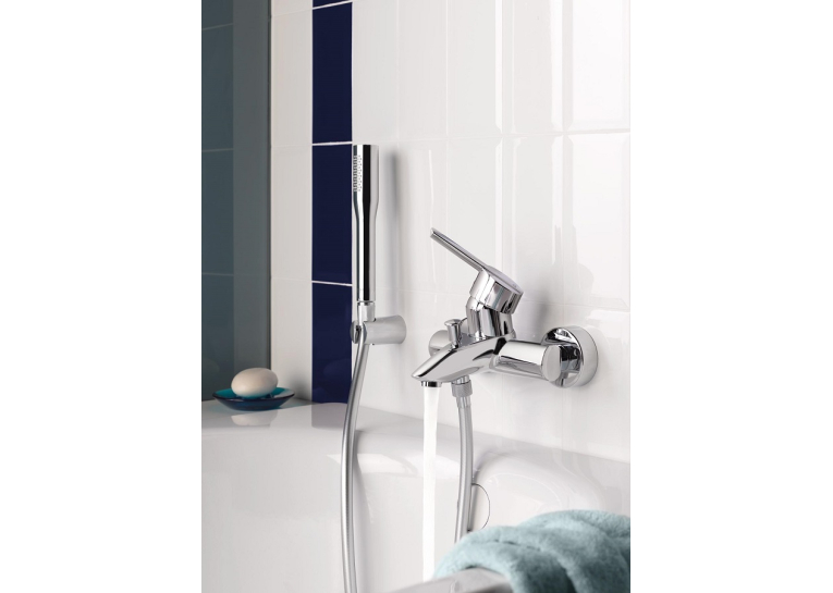 Однорычажный смеситель для ванны Grohe Feel(32269000)
