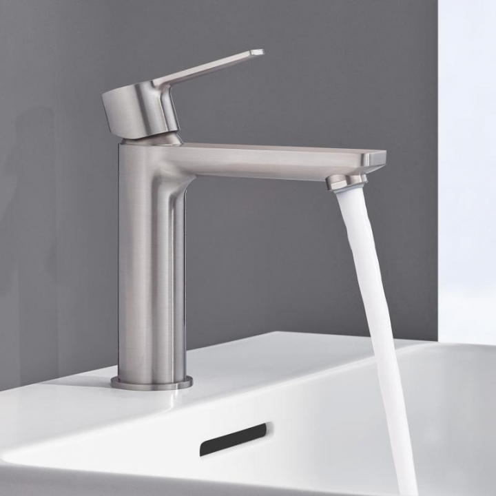 Однорычажный смеситель для раковины Grohe Lineare S-Size (23106DC1)