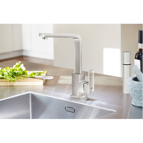 Однорычажный смеситель для мойки Grohe Eurocube (31255DC0)
