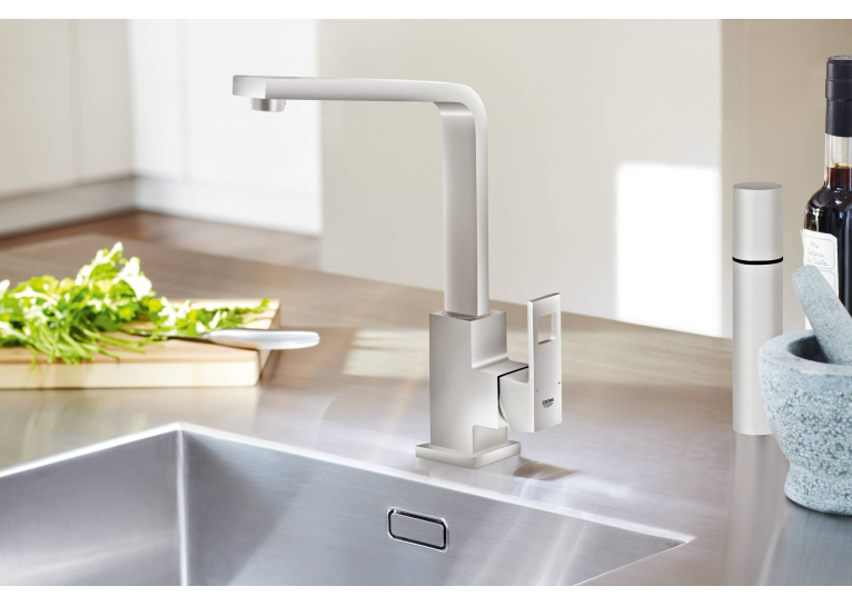 Одноважільний змішувач для мийки Grohe Eurocube (31255DC0)
