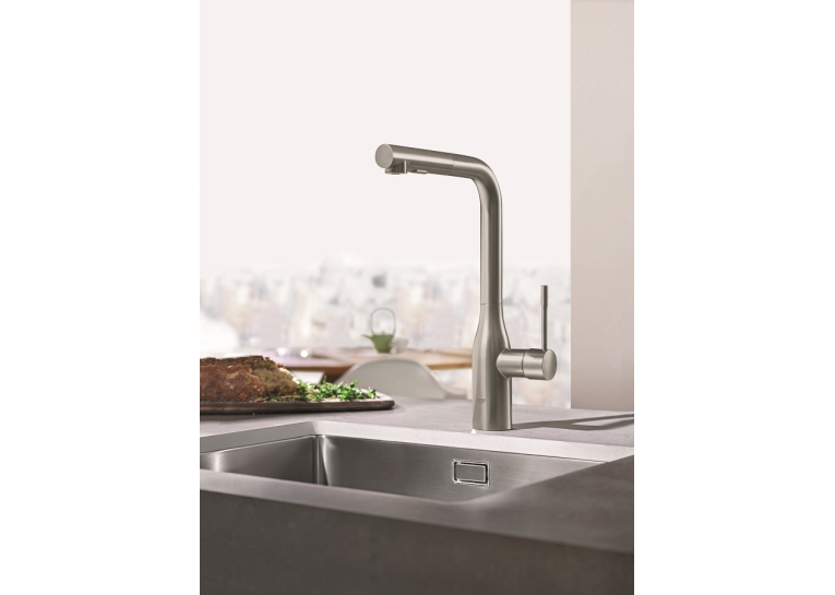 Однорычажный смеситель для мойки Grohe Essence (30504DC0)