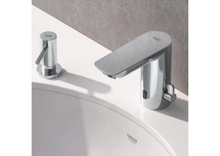 Змішувач для раковини безконтактний Grohe BauCosmopolitan E 36453000