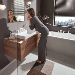 Смеситель Hansgrohe Vivenis на борт ванны, белый матовый 75444700