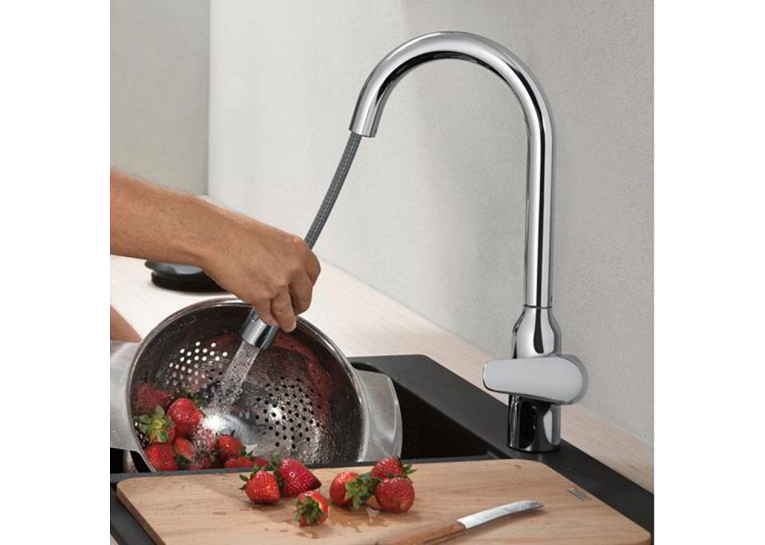 Змішувач для кухні Hansgrohe Focus M42 з висувним зливом Sbox Chrome 71820000