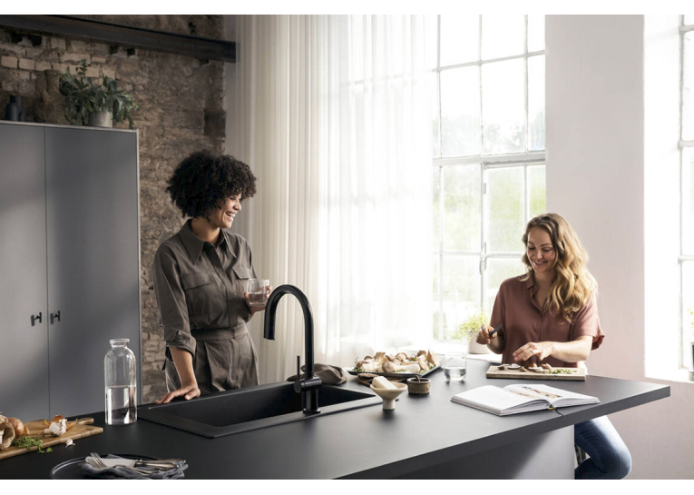 Змішувач кухонний Hansgrohe Aqittura M91 FilterSystem 210 1jet pull-out кухонний сет з Harmony (76801670) Matt Black