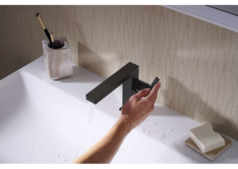 Смеситель Hansgrohe Tecturis E 110 Fine CoolStart для умывальника, Matt Black (73020670)