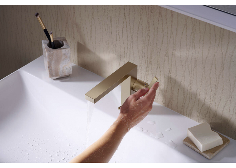 Змішувач Hansgrohe Tecturis E 110 Fine CoolStart  для умивальника, Brushed Bronze (73020140)