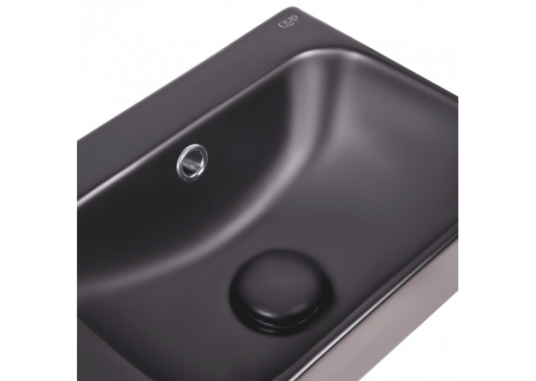Раковина Qtap Tern 45x26x15,5 Matt black с донным клапаном QT17115117LMB