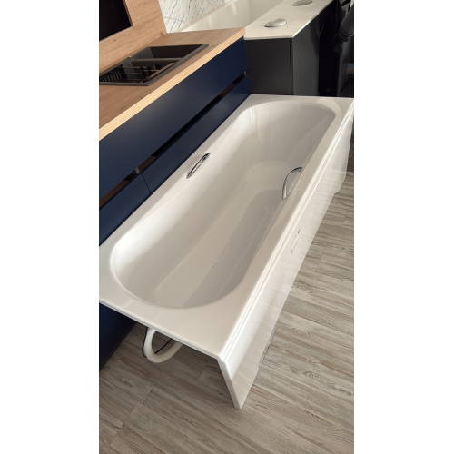 Комплект: Ванна прямокутна акрилова з ручками BESCO ARIA PLUS 170х70 см + Ніжки Besco + Панель для ванни (NAVARA03067+NAVARA22319)