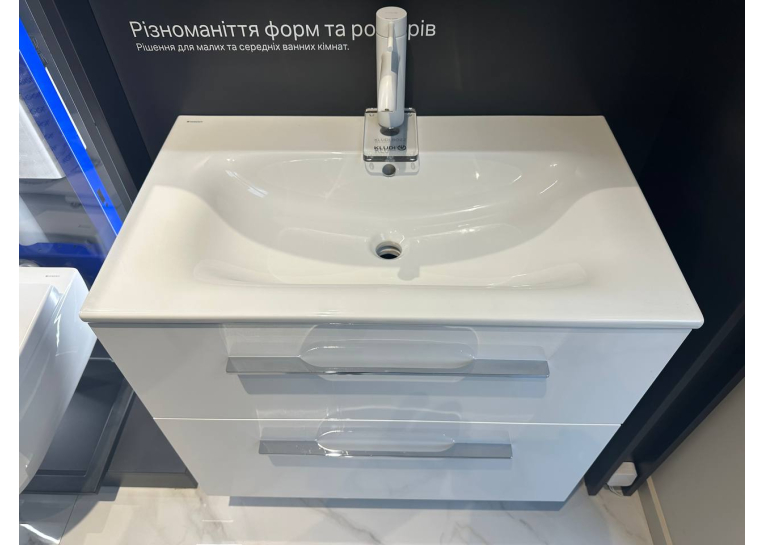  Тумба підвісна GEBERIT Selnova Square з раковиною 80 см біла глянсова 501.240.00.1