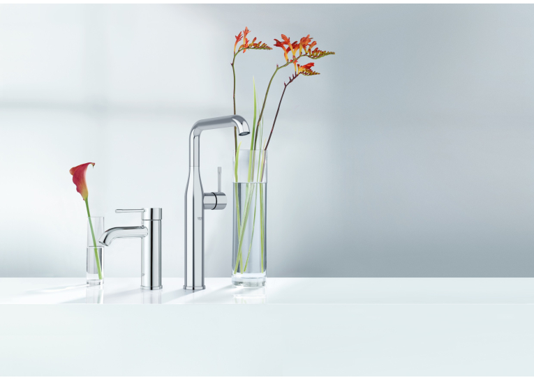 Змішувач для раковини Grohe ESSENCE 23589001 S-Size