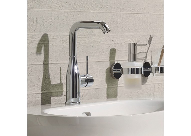 Змішувач для раковини Grohe ESSENCE 32628001 L-Size