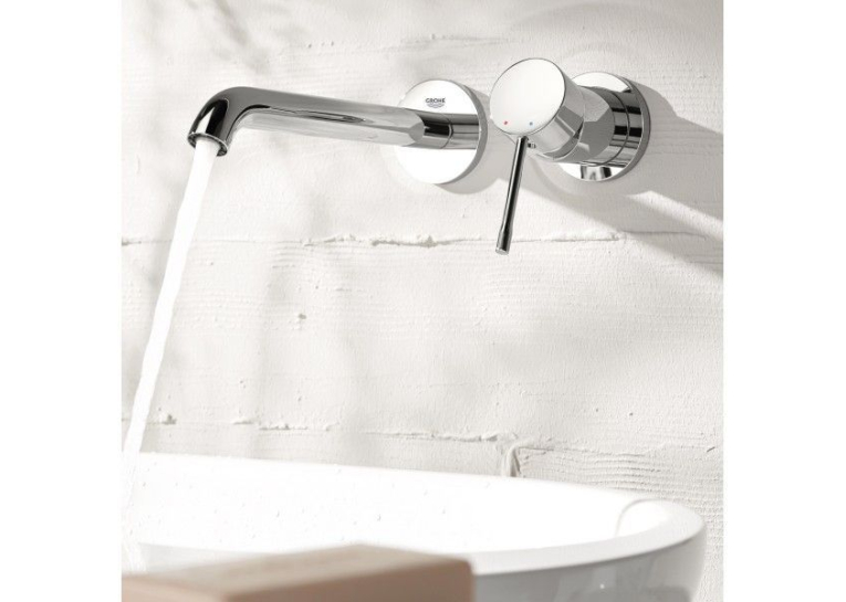 Смеситель для раковины на два отверстия Grohe ESSENCE NEW L-Size, 19967001