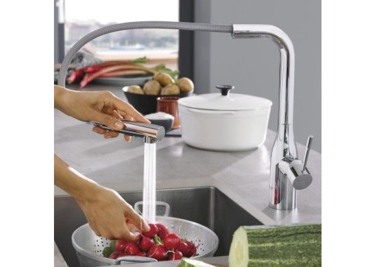 Змішувач кухонний GROHE Essence 30270000