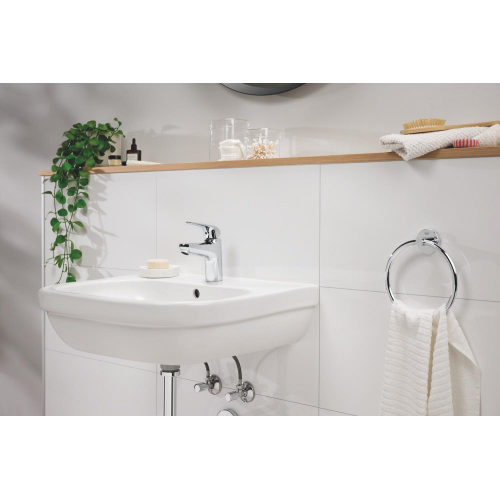 Однорычажный смеситель для раковины Grohe QuickFix Swift S-Size (24318001)