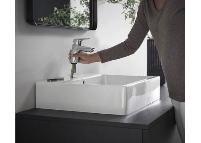 Смеситель для раковины однорычажный Hansgrohe Logis 70, 71070000