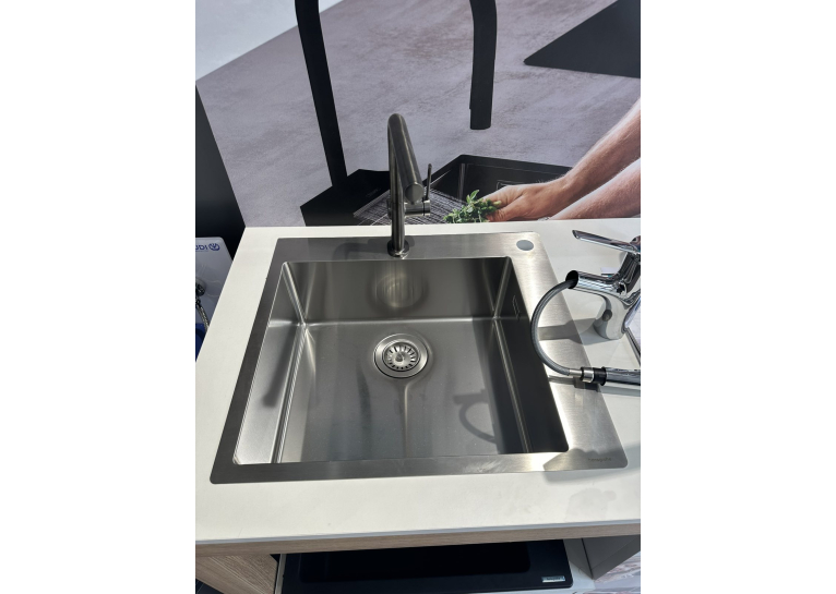 Кухонна мийка Hansgrohe S711-F450 на стільницю 2x35d 550х500 Stainless Steel (43305800)
