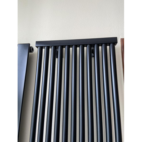 Вертикальный радиатор Betatherm PS Style H-1800 мм, L-405 мм PS 1180/11 9005M 99