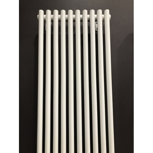Вертикальный радиатор Betatherm Praktikum 1, H-1800 мм, L-387 мм PV 1180/10 9016M 99 