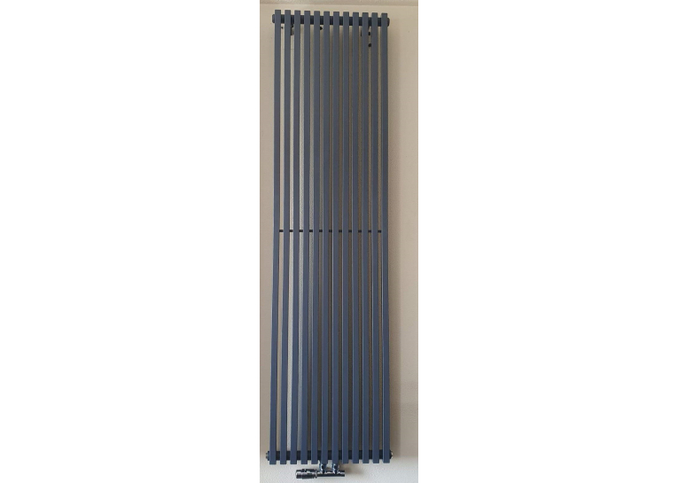 Вертикальный радиатор Quantum 1 H-1800 мм, L-405 мм Betatherm (графитовый серый RAL7024M)