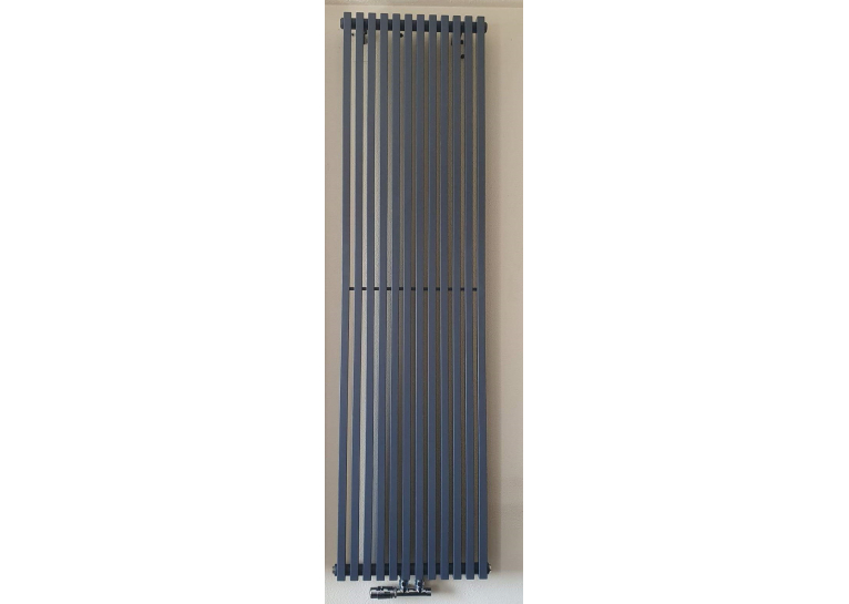 Вертикальный радиатор Quantum 1 H-1800 мм, L-405 мм Betatherm (графитовый серый RAL7024M)