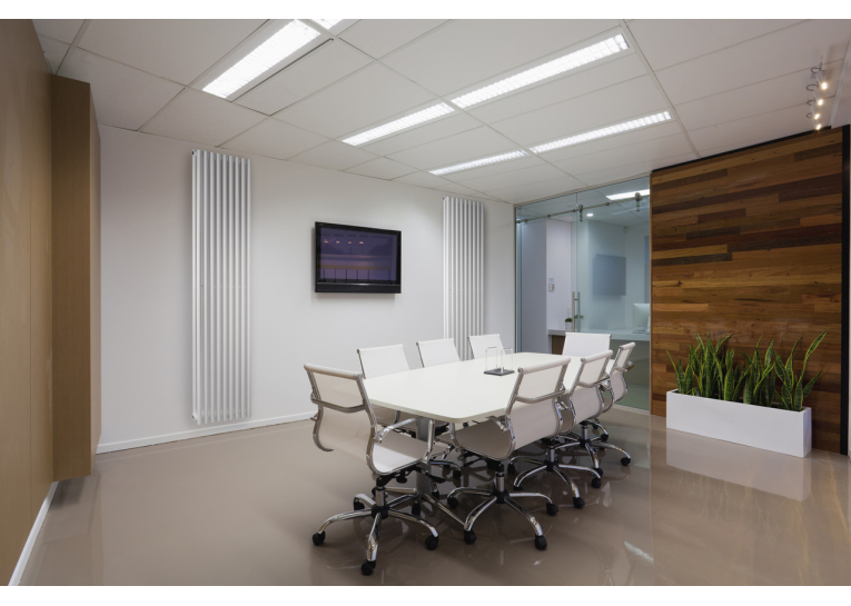 Вертикальний радіатор Betatherm Praktikum 2 H-1600 мм, L-349 мм PV 2160/09 9016M 99