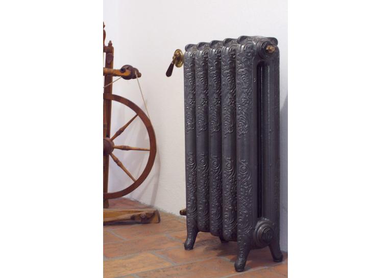 Чавунна ретро батарея опалення WARM WELL Retrox 600