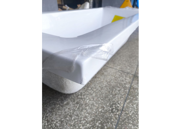Чеська ванна прямокутна акрилова HES INDIGO 170x70 CZ з ніжками HIN17070W (Пошкоджені два кути на стороні перелива)
