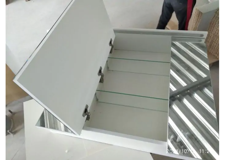 Дзеркальна шафа ПІК Базис 80 LED із дзеркалом на фасадах 80 White SH-0580-Вl