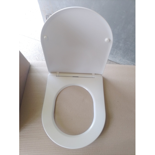 Сидіння для унітазу Rosa Olomouc з матеріалу Duroplast R-2619A