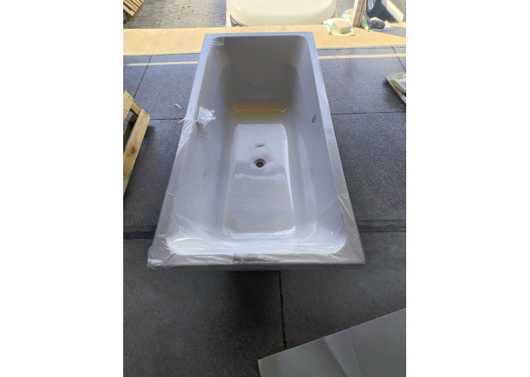 Ванна акрилова прямокутна VILLEROY&BOCH TARGA STYLE 180х80 см UBA180FRA2V-01U (Уцінений товар, пошкоджений кут)
