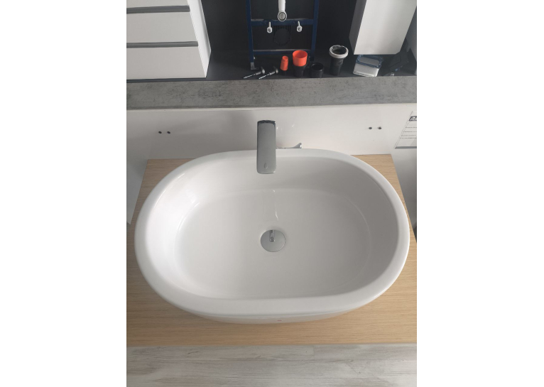 Умывальник на столешницу VILLEROY & BOCH ARCHITECTURA 60х40 см (41266001) (Повреждение правого борта)