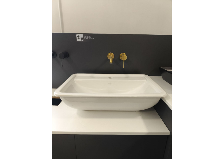 Умивальник врізний в стільницю прямокутний VILLEROY & BOCH LOOP & FRIENDS 67,5х45 см 51456001 (Сантехнічний недолив)