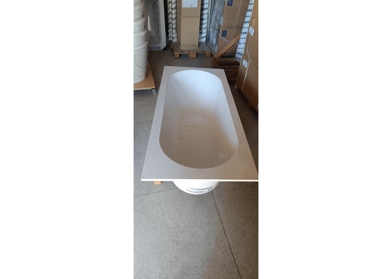 Ванна кварилова прямокутна VILLEROY & BOCH Oberon 180x80см UBQ180OBE2V-01 + ніжки U99740000