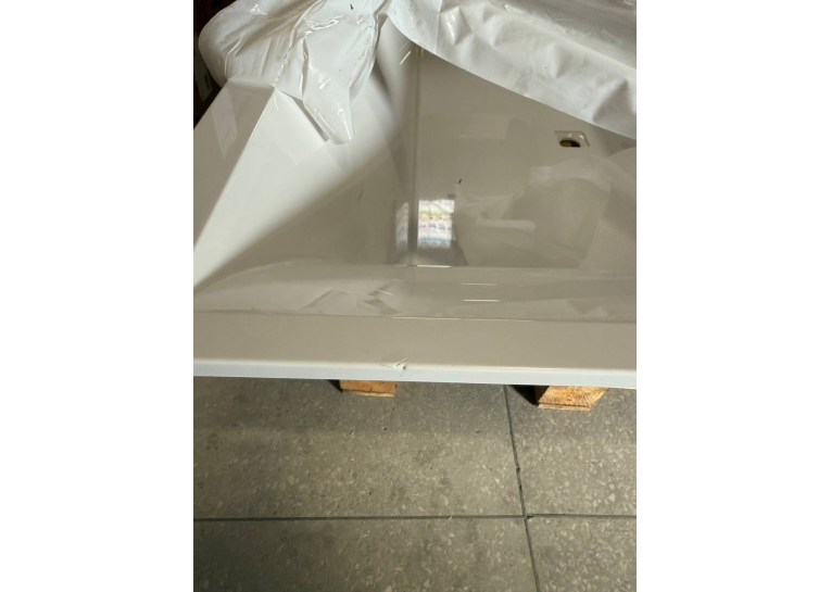 Ванна кварилова прямокутна VILLEROY&BOCH SQUARO EDGE 12 180*80см з ножками та зливом-переливом UBQ180SQE2DV-01 (Знижена в ціні позиція)