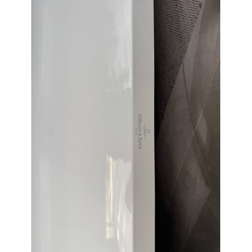 Ванна кварилова прямокутна VILLEROY&BOCH SQUARO 180*80см UBQ180SQR2V-01U (Уцінений товар)